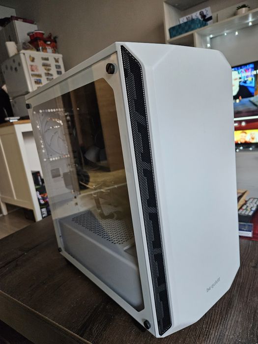 Геймърски компютър - intel i5/Rx5600XT/z390/16GB RAM