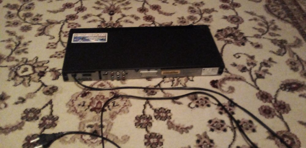 Продам DVD LG  новый