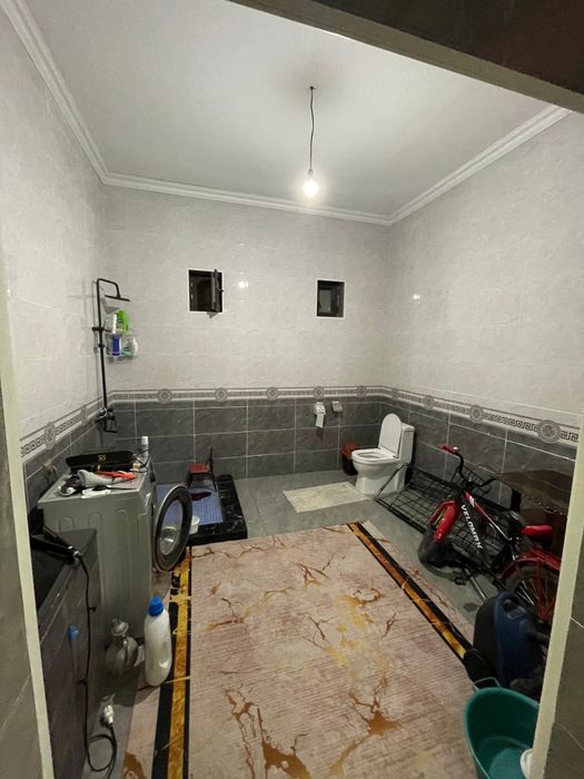 Дом с сносом үй бұзу