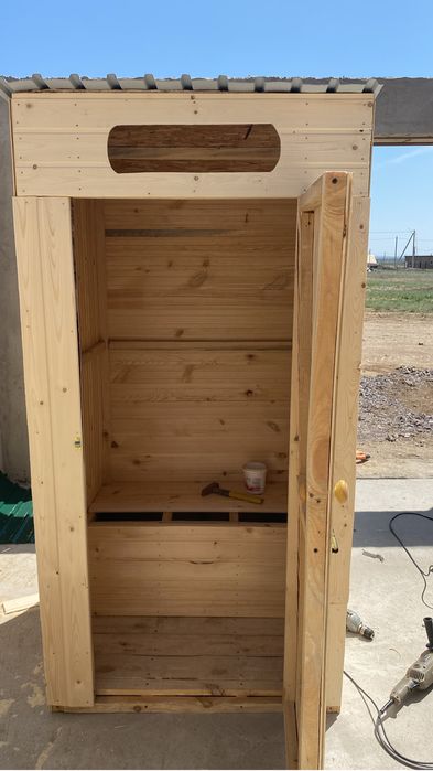 Туалет уличный.                ,