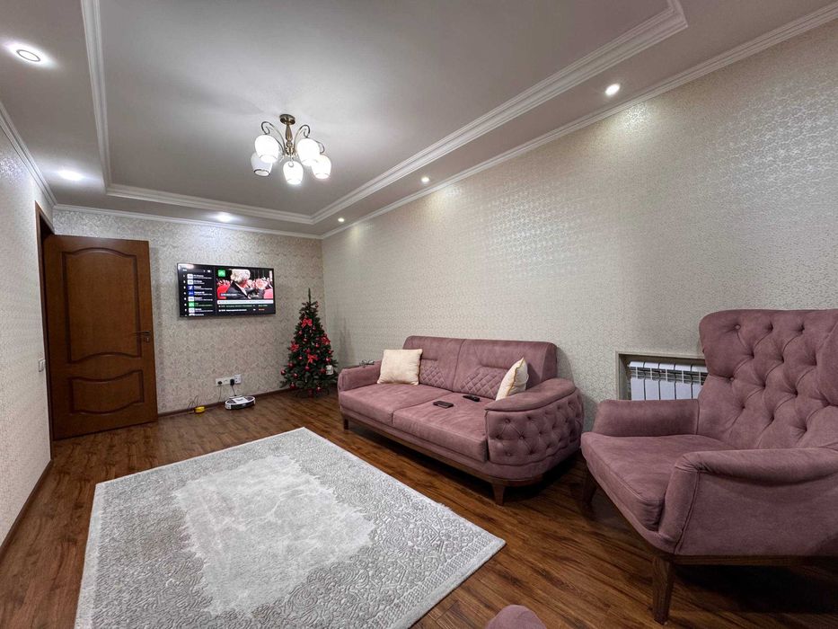 78 м². Продаётся 4-комнатная квартира у метро БИЙ.