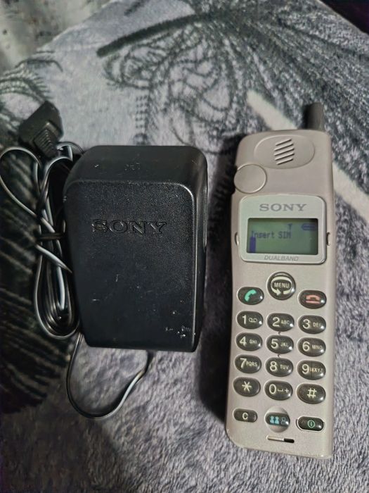 Telefon Sony CMD-CD5