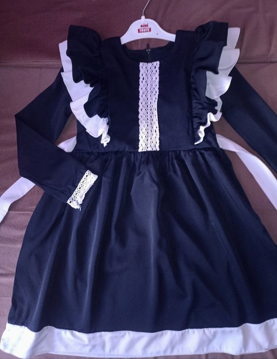 Сарафан школьный 8-9 лет