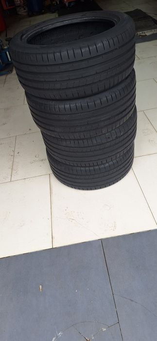 225 45 17 vara Dunlop 450 lei/lei setul