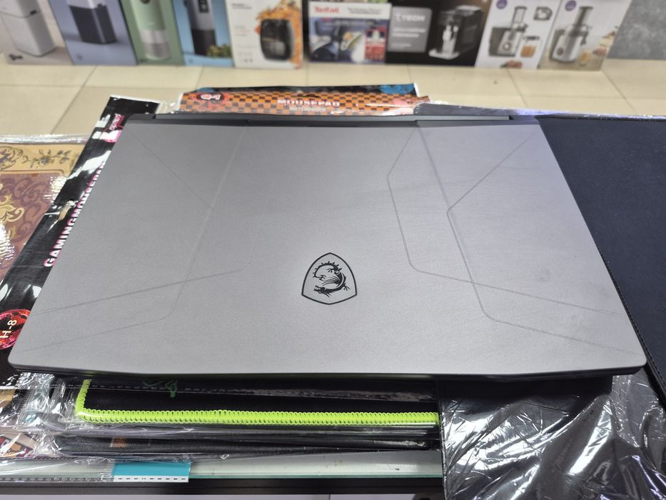 Notebook MSI Core i5 11400h ddr4 8Gb ssd 512Gb m2 nvme