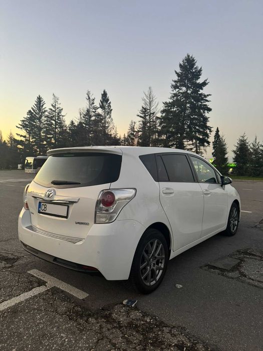 Toyota Verso Фейслифт Автоматик