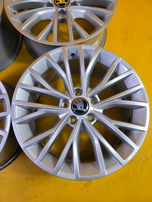 4 Jante Aliaj 5x112 17'' OEM Skoda Octavia Karoq Superb Kodiaq 2025
