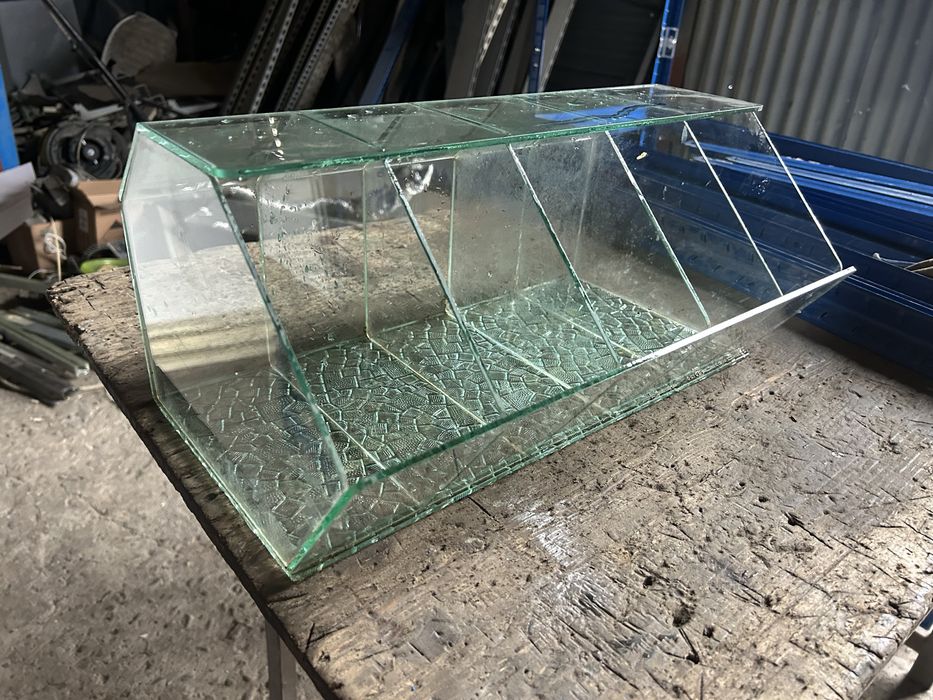 Стелаж за магазин  /ядки , бонбони /