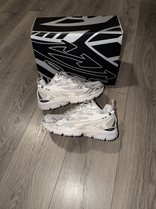 Off White Be Right Back