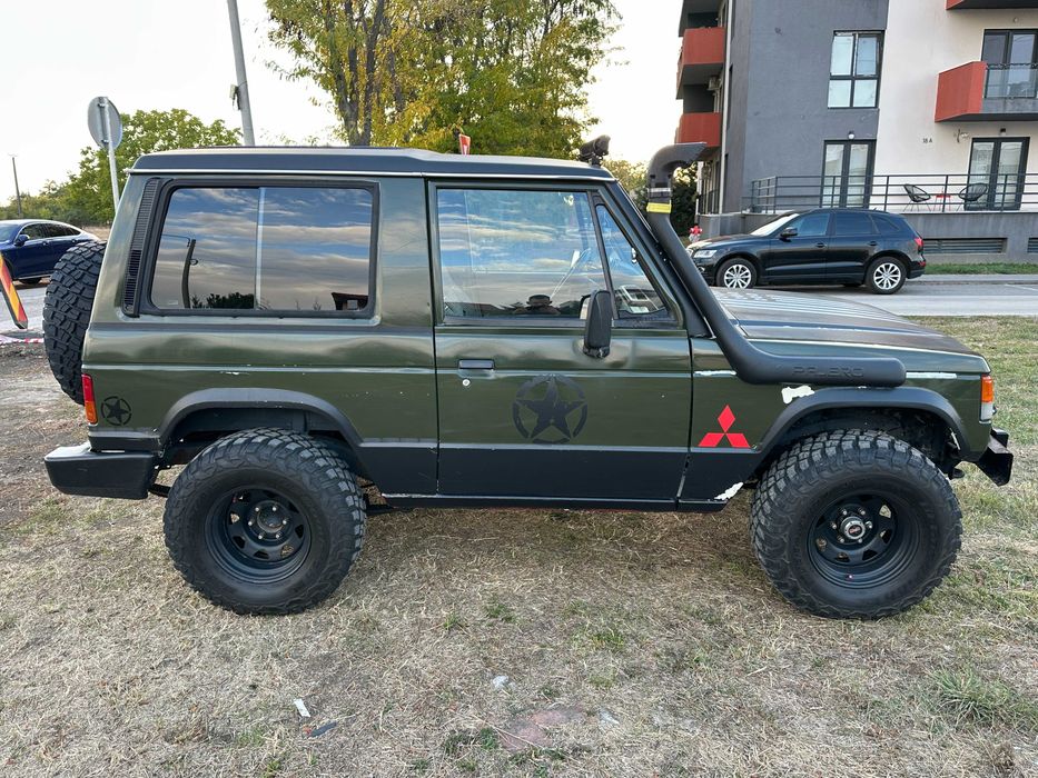 MITSUBISHI Pajero 1988 — imagine 3