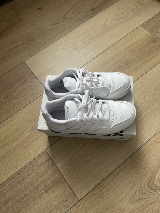 Addidas albi marimea 36.5