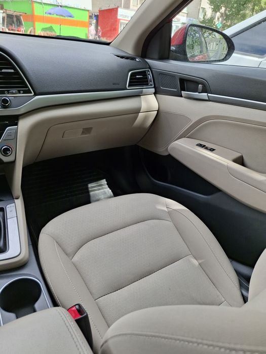 Продам а/машину Хундай элантра