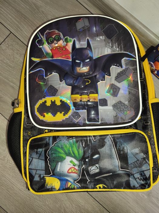 Раница за училище на MARVEL Advengars - Batman u Spiderman