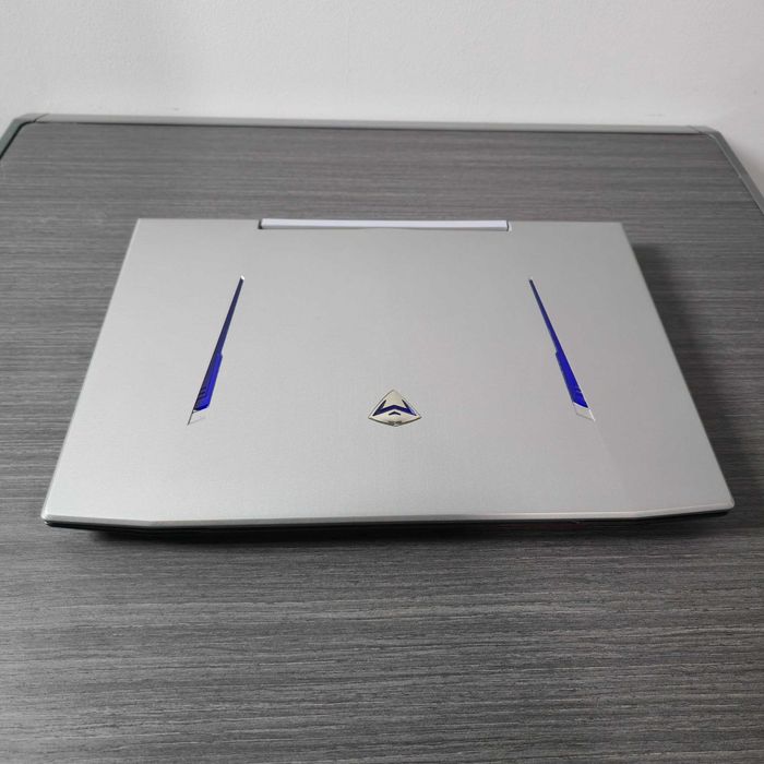 Игровой ноутбук i7-8750H /16GB/512GB GTX 1050  (4GB)