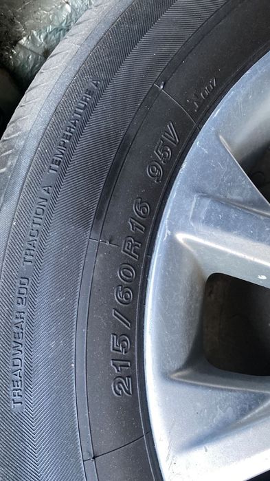 Диск с шиной камри 55