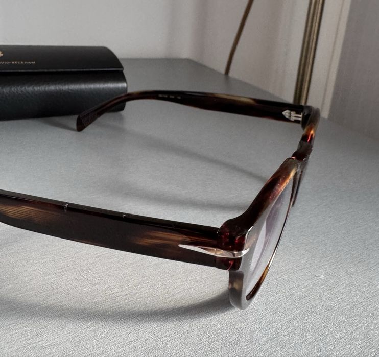 Очила David Beckham с blue light филтър.