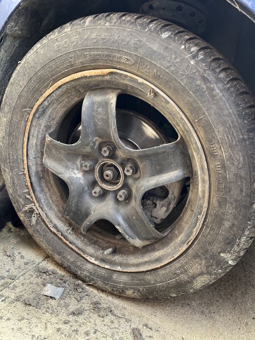 Dezmembrez Opel Astra H 1.6 105cp, cod culoare Z 21B