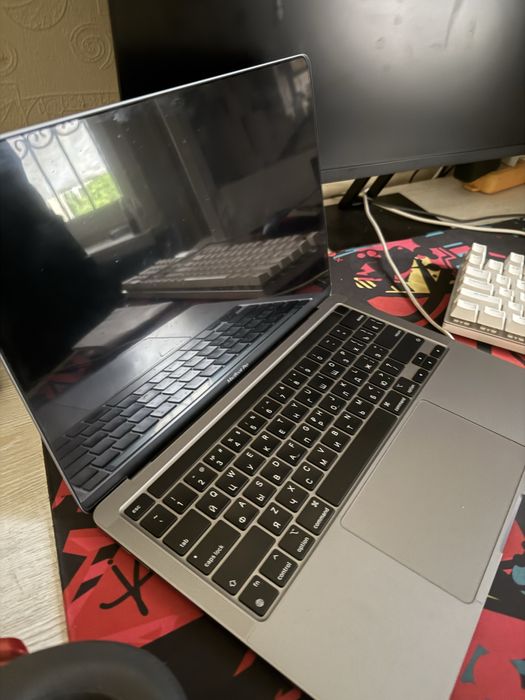Macbook pro 13 m1