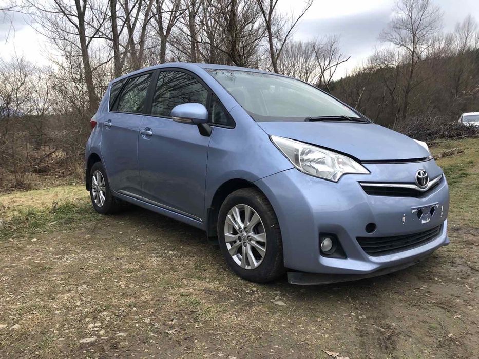 Тойота Версо S/Toyota Verso S 1.33vvti 2012г НА ЧАСТИ