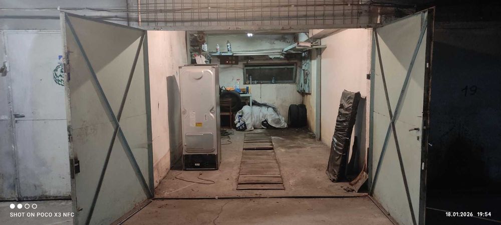 Дава се под наем Гараж / Паркомясто в Пловдив, Кючук Париж - 18 кв.м за 109.65 € - Снимка #1