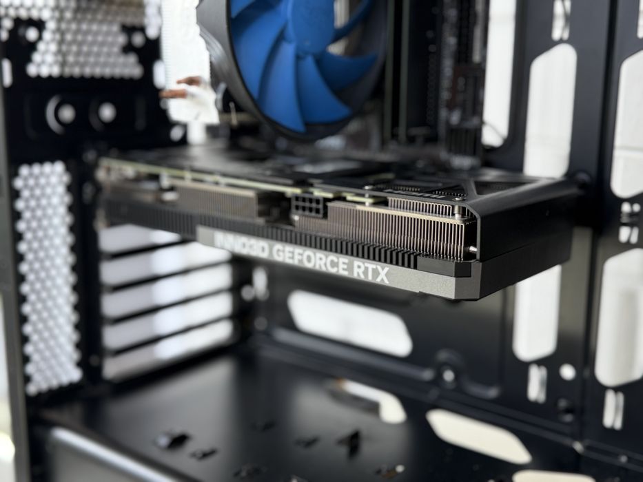 RTX 4070 / i5 9600K - Мощный игровой ПК