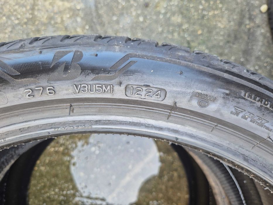 2 Anvelope de VARA - 275/35/21 - Bridgestone - Stare BUNA DOT 2024 RFT