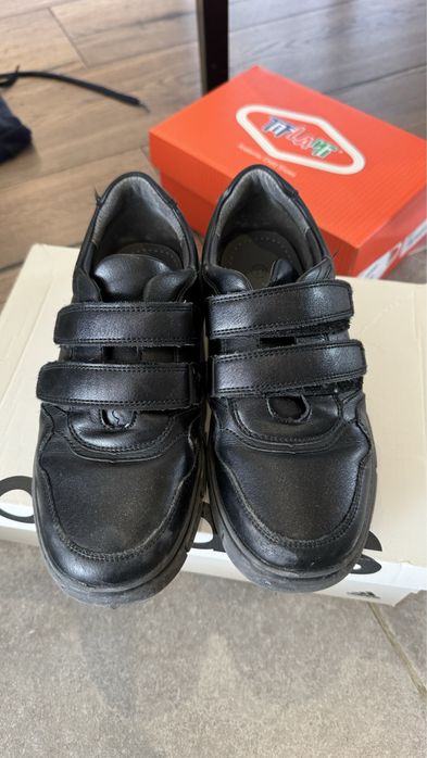 Детская обувь на  мальчика в 33 рре