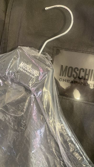 Укороченое пальто Moschino