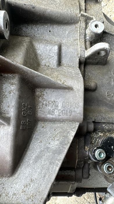 Cutie viteze VW Golf 5 cod FXQ