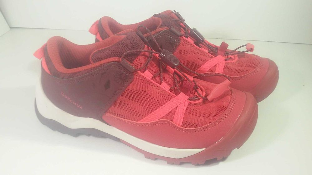 Детски обувки Quechua Crossrock 35-ти номер