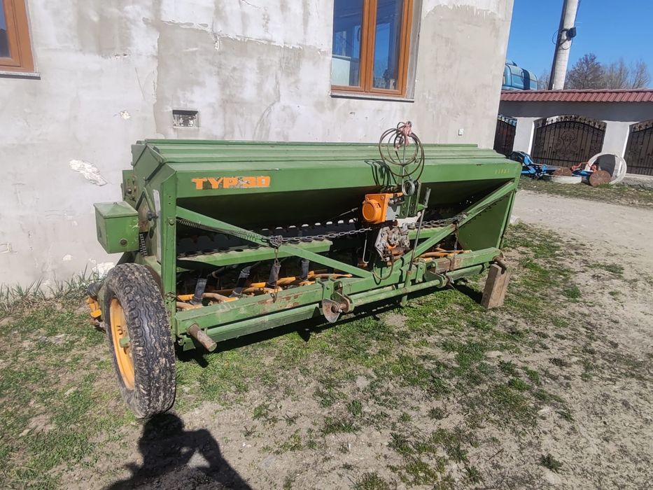 Semanatoare Amazone D7-30 spezial pe discuri