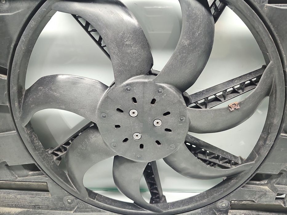 Electroventilator Volkswagen Passat B8 (3G2) [Fabr 2015-prezent] 5Q012