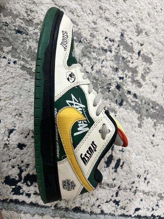 Крассовки NIKE SB Stussy