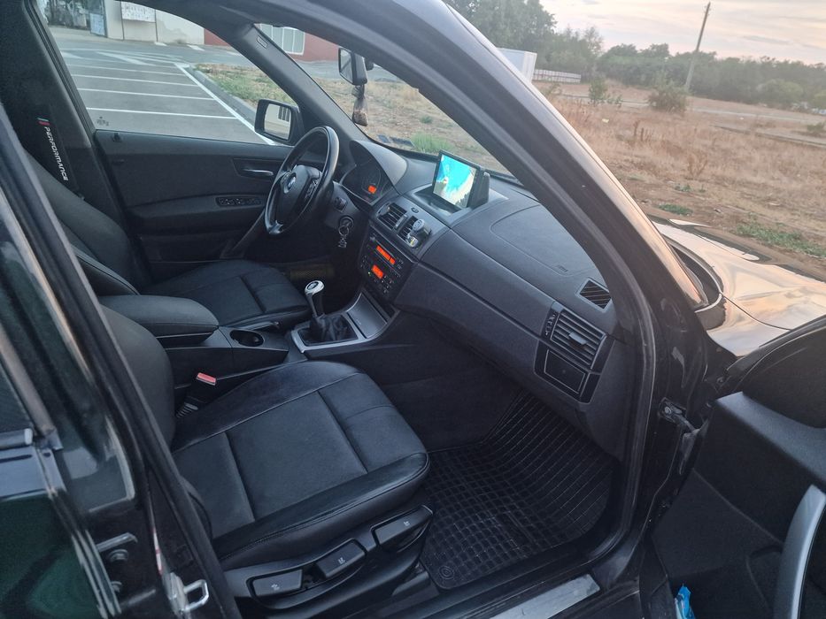 BMW X3 2.0 150кс