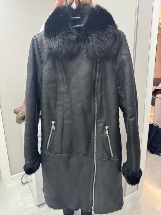 Продам верхнюю одежду