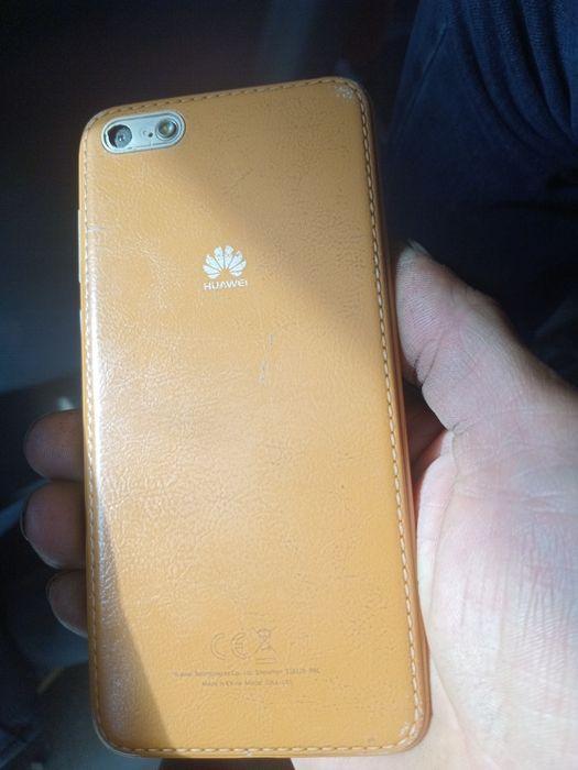 Продам телефон  Huawei