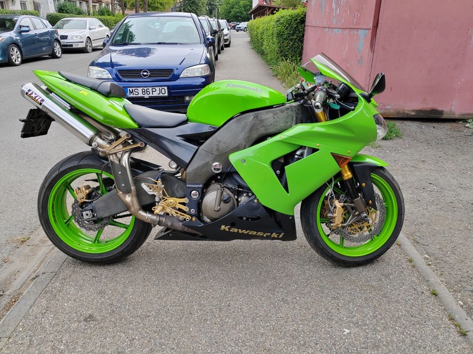 kawasaki zx1000 ' Auto, moto si ambarcatiuni ' OLX.ro