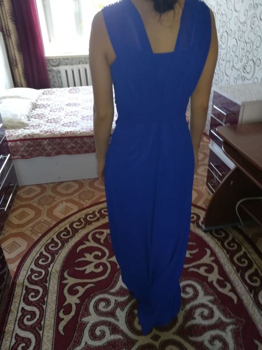 Продаю нарядное платье