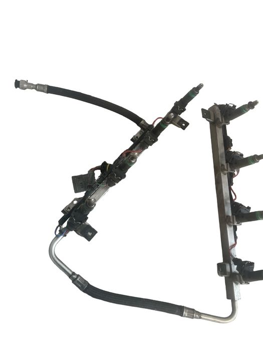 Rampa + Injectoare Bmw 6 E63 2004 - 2010 3.0I 7525721 / 7514611