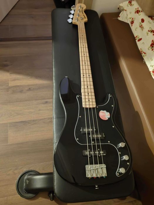 Squier Affinity P Bass MN PJ B Set