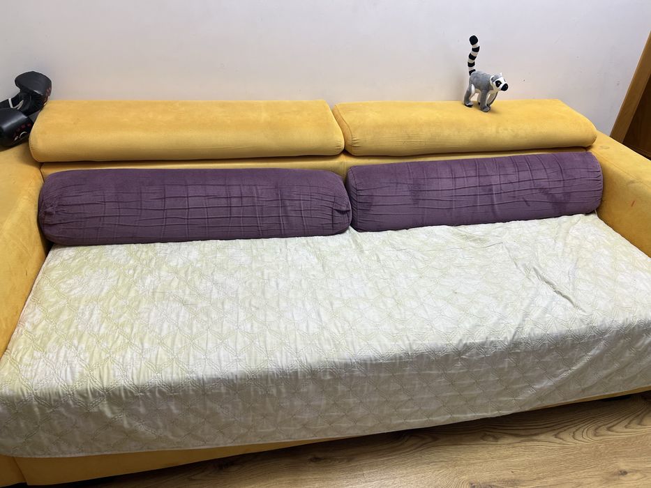 Canapea 3 locuri extensibila