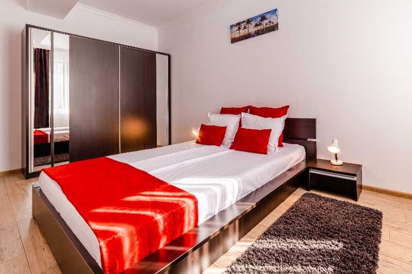 Apartament Lux 2 camere Mamaia Centru- Solid Residence cu parcare