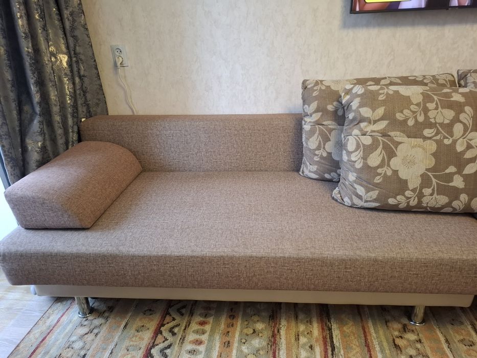 Продам диван б/у