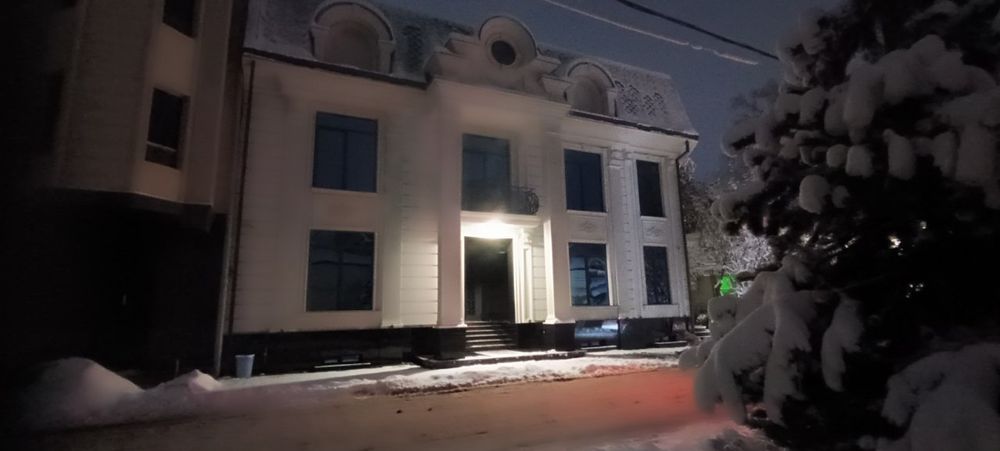 Travertin shatlanka Karta-mira Leonardo Jaluzi Bam-buk Skala Art-decor