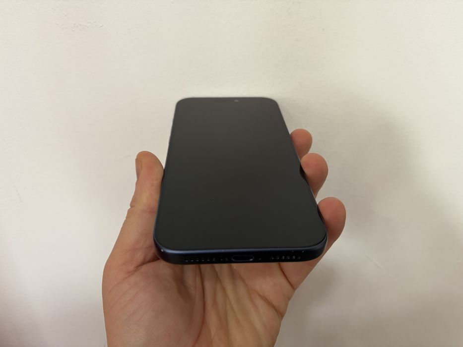 Iphone 17 Pro Max, Deep Blue, pentru piese/recarosare