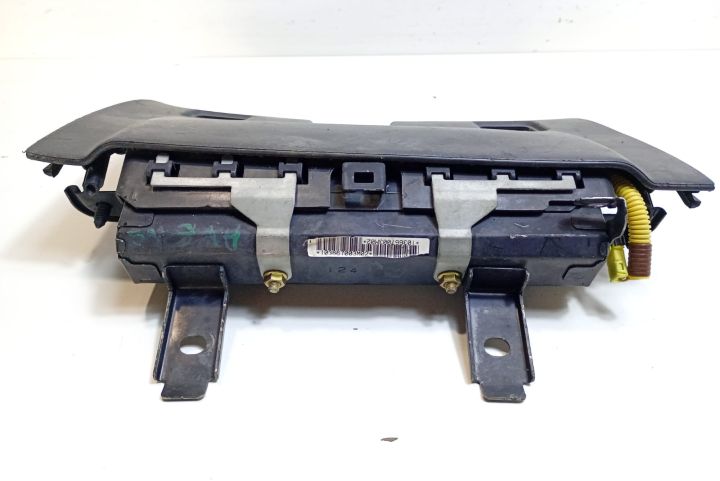 Airbag  genunchi Toyota Avensis a 2-a generatie T25 (facelift) seria