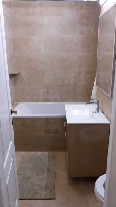Apartament cochet vis a vis Piata 1 Mai
