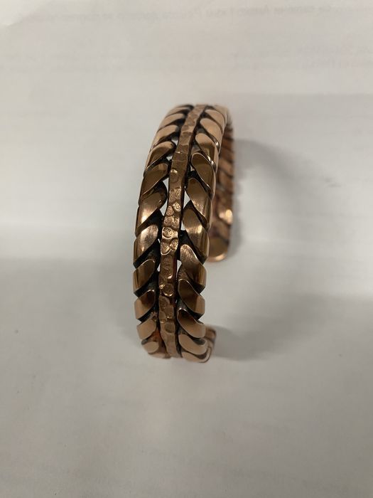 Медна гривна 18см