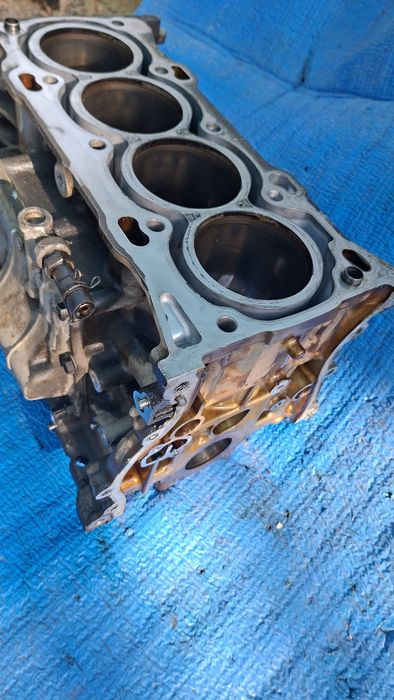 Блок 2AR-FE Toyota 2.5