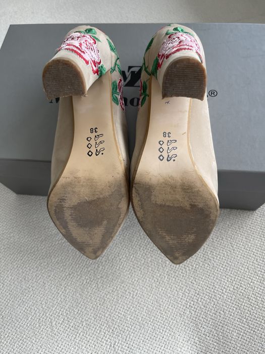 Дамски обувки на ток